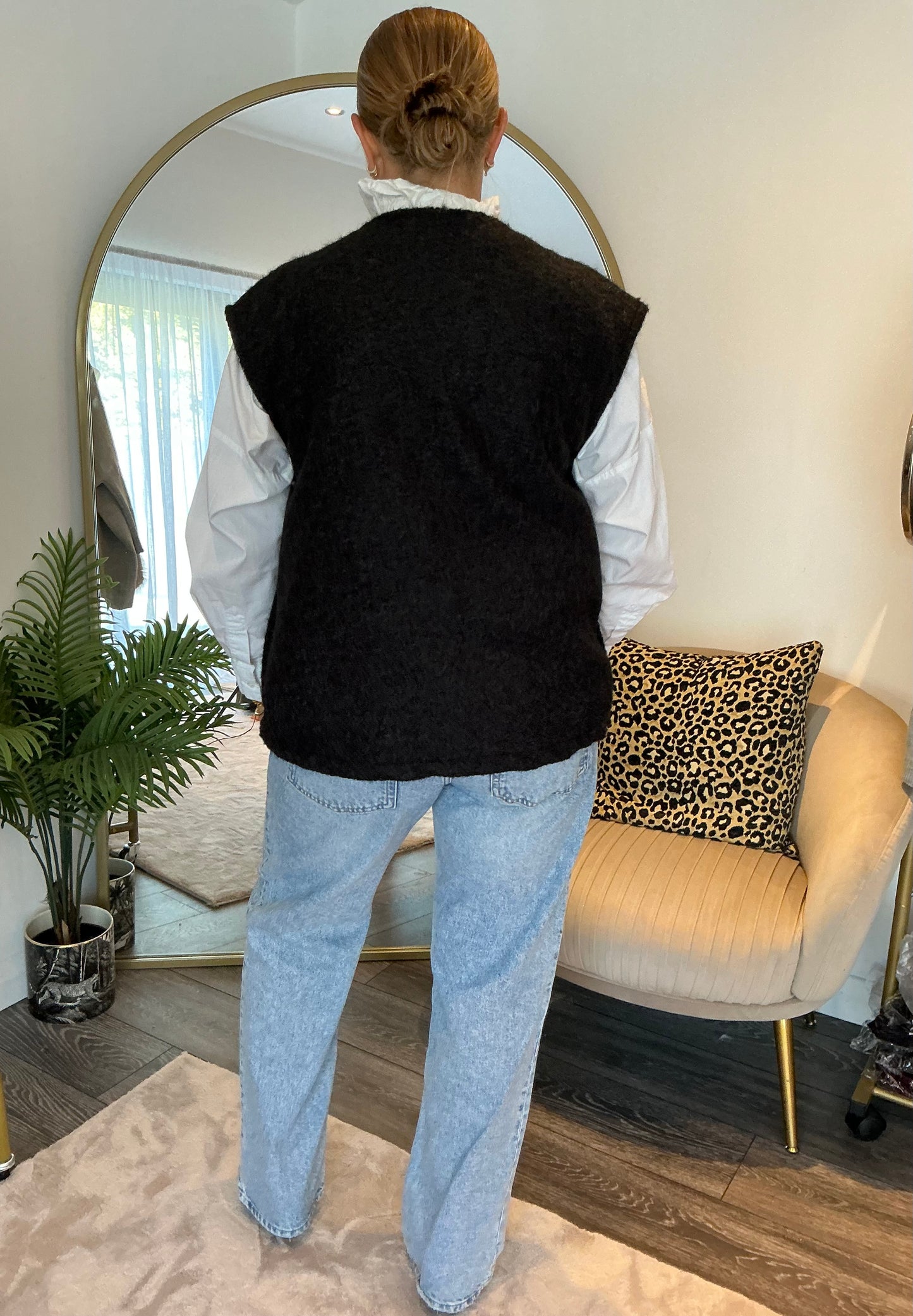 Black “Karis” Boucle Gilet