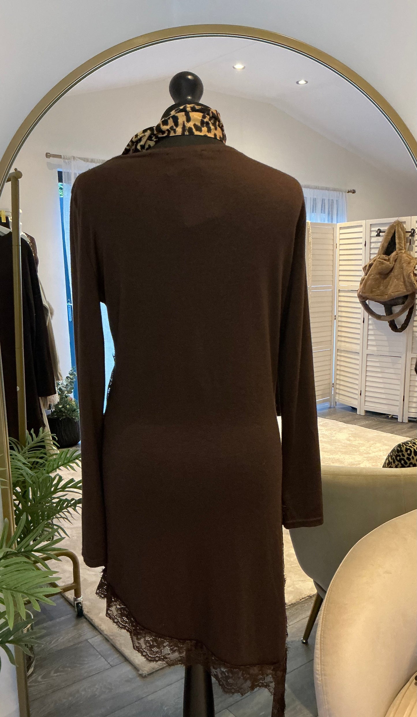 “Serena” Long Sleeve Lace Top