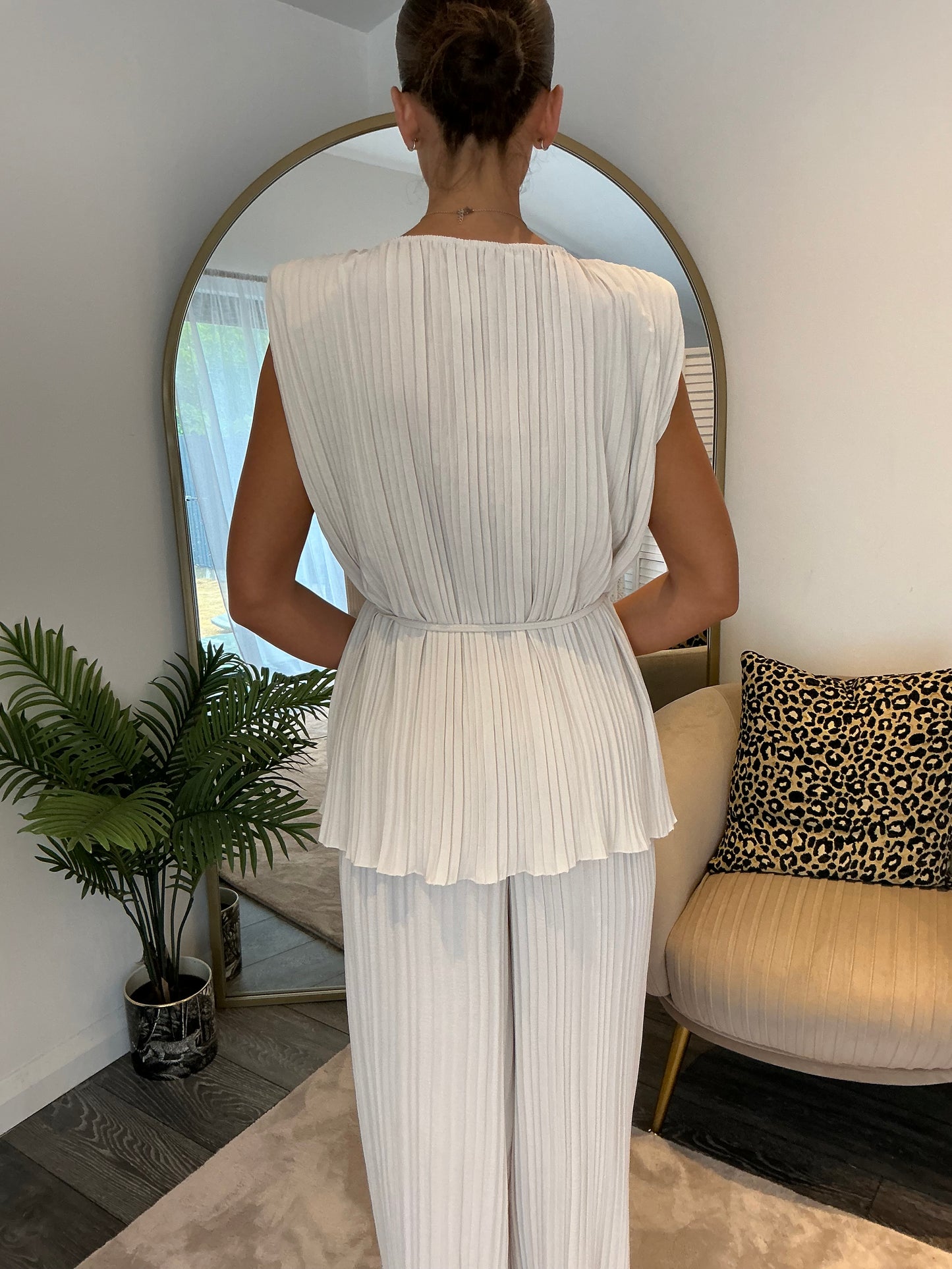 Stone “Margot “ Pleated Coord