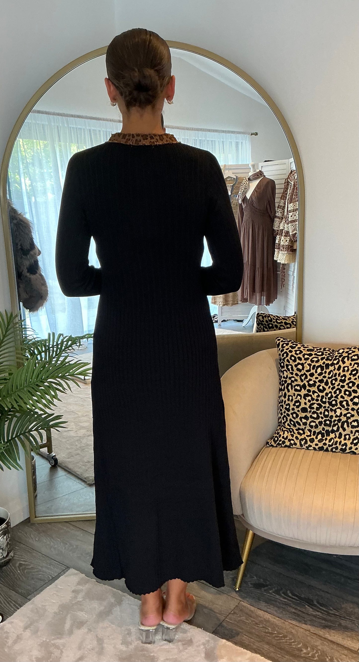 Black “Saskia” Knitted Maxi Dress