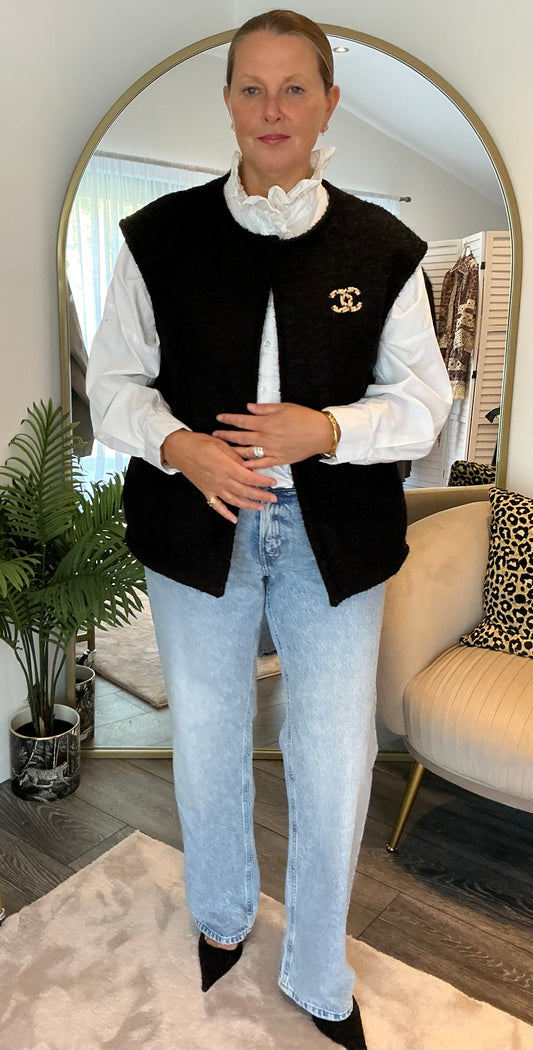 Black “Karis” Boucle Gilet