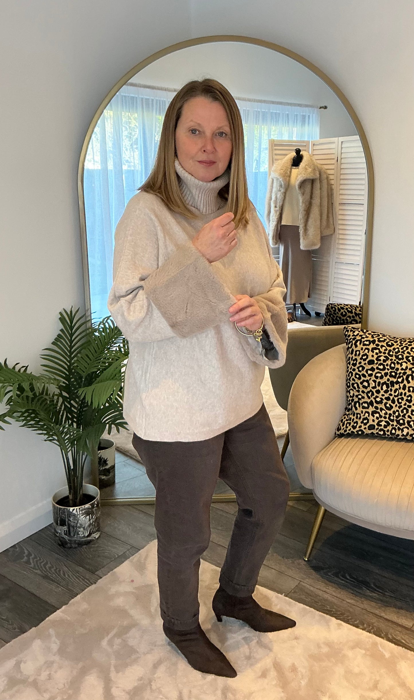 “Vixen” Faux Fur Cuff Jumper